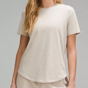 Lululemon womens love crew short sleeved, size 0
